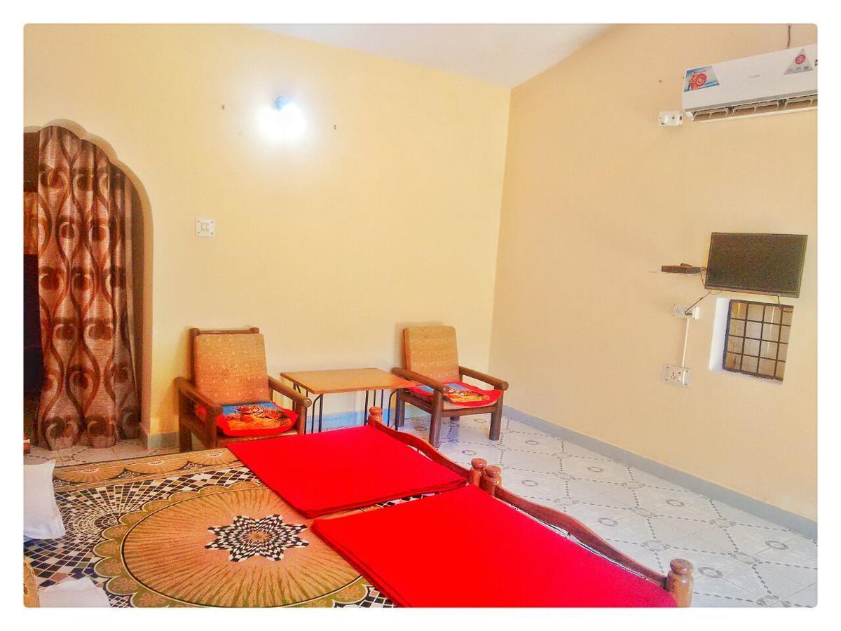 Pugmark Resort Канха Экстерьер фото